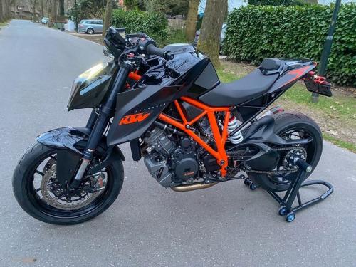 _motoaddict.nl-4_1.jpg