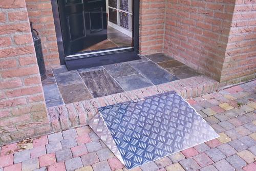 a.drempel-voor-rolstoel_7_obe1yeyvt7on5l3r.jpg
