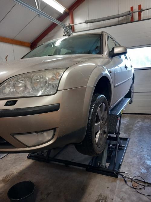 autobrug-auto-grijs.jpg
