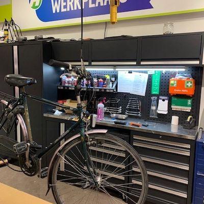 fietsen-verhuur-werkplaats_5.jpg