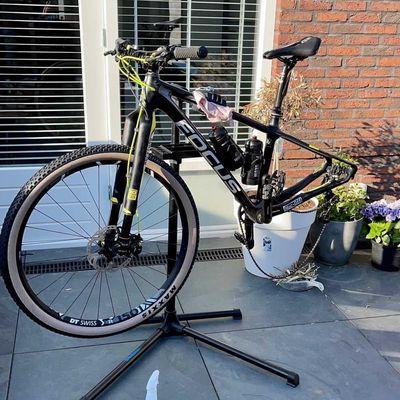 standaard-voor-fiets-via-annemiek.jpg