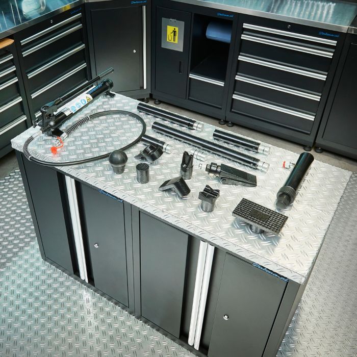 Hydraulische uitdeukset en trekpers-4