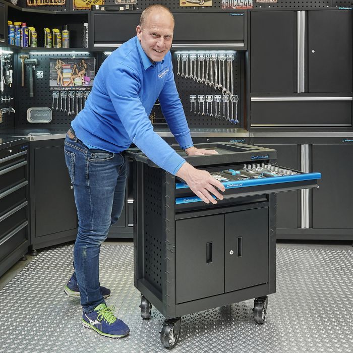 Gereedschapswagen met 3 gevulde lades en kast-16