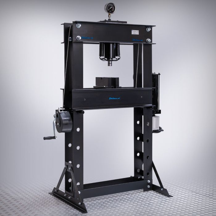 Werkplaatspers 50 ton hydropneumatisch