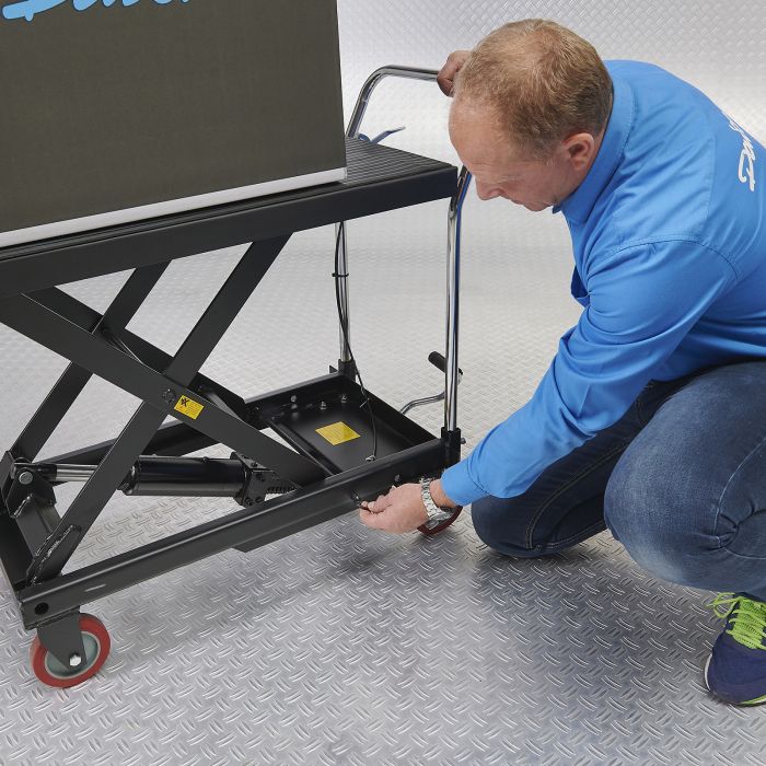 Verrijdbare hydraulische heftafel - zwart-9