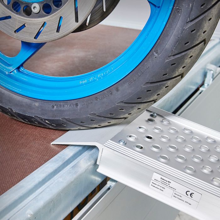 Aluminium oprijplaat compact twee keer inklapbaar - 195 cm online kopen - Gratis Verzending