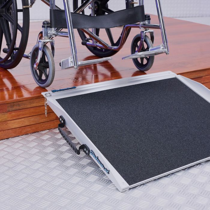 Drempelhulp met antislipprofiel en opstaande randen - aluminium oprijplaat