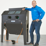 Straalcabine met voordeur en afzuiging - 420 liter-24-thumb