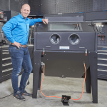 Straalcabine met voordeur en afzuiging - 420 liter-16-thumb